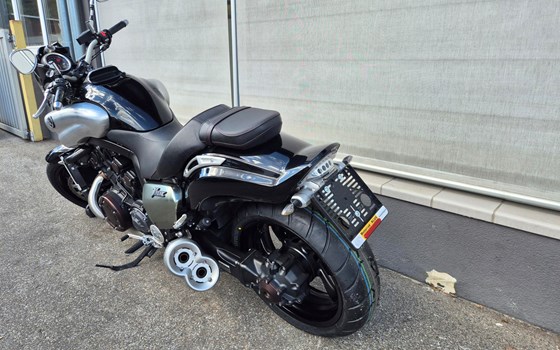 Gebrauchtmotorrad Yamaha V-MAX - Bild 10