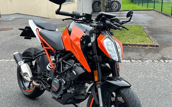 Gebrauchtmotorrad KTM 125 Duke - Bild 1