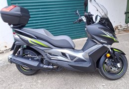 Gebrauchte Kawasaki J300