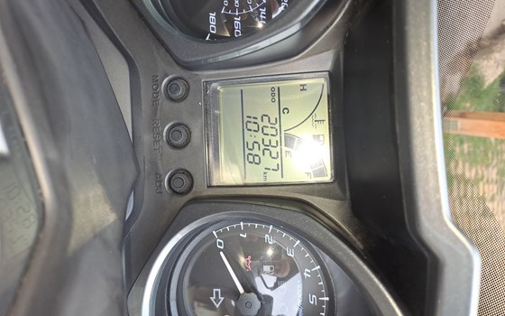 Gebrauchtmotorrad Kawasaki J300 - Bild 4