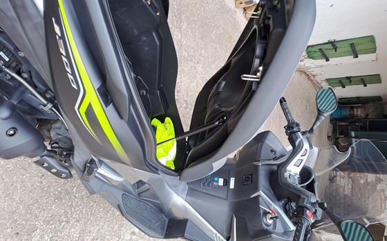 Gebrauchtmotorrad Kawasaki J300 - Bild 7