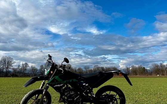 Gebrauchtmotorrad Rieju MRT 50 SM - Bild 11