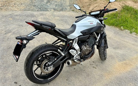 Gebrauchtmotorrad Yamaha MT-07 - Bild 2