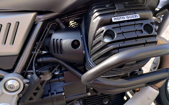 Gebrauchtmotorrad Moto Guzzi V85 TT - Bild 17