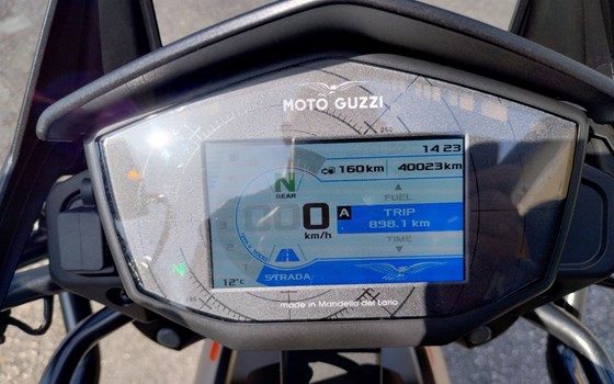 Gebrauchtmotorrad Moto Guzzi V85 TT - Bild 25