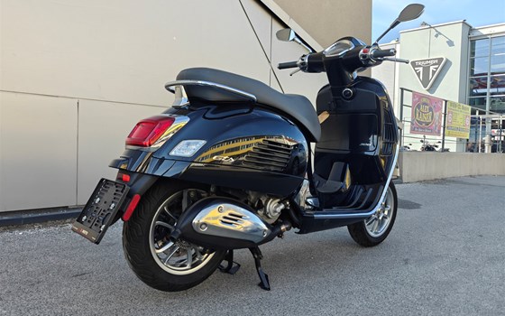 Gebrauchtmotorrad Vespa GTS 300 - Bild 4