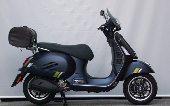 Gebrauchtmotorrad Vespa GTS 300 - Bild 15