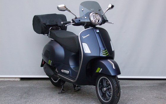 Gebrauchtmotorrad Vespa GTS 300 - Bild 17