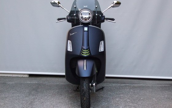 Gebrauchtmotorrad Vespa GTS 300 - Bild 18