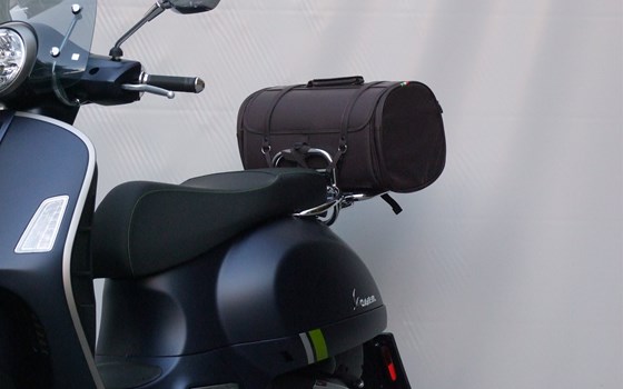 Gebrauchtmotorrad Vespa GTS 300 - Bild 4