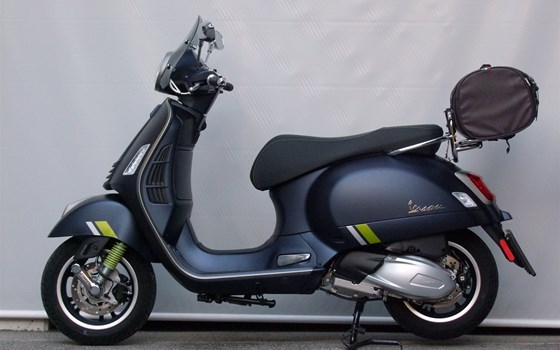 Gebrauchtmotorrad Vespa GTS 300 - Bild 5