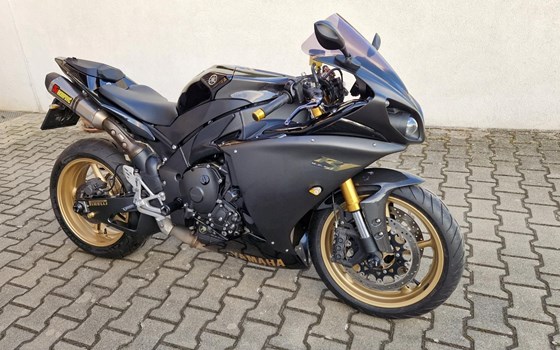 Gebrauchtmotorrad Yamaha R1 - Bild 1