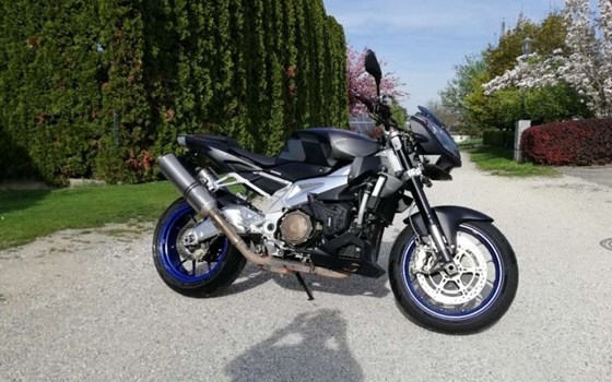Gebrauchtmotorrad Aprilia Tuono V2 1000 - Bild 3