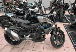 Neumotorrad CFMOTO 450NK