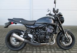 Neumotorrad Kawasaki Z900 RS Black Ball Edition