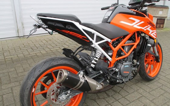 Gebrauchtmotorrad KTM 390 Duke - Bild 2