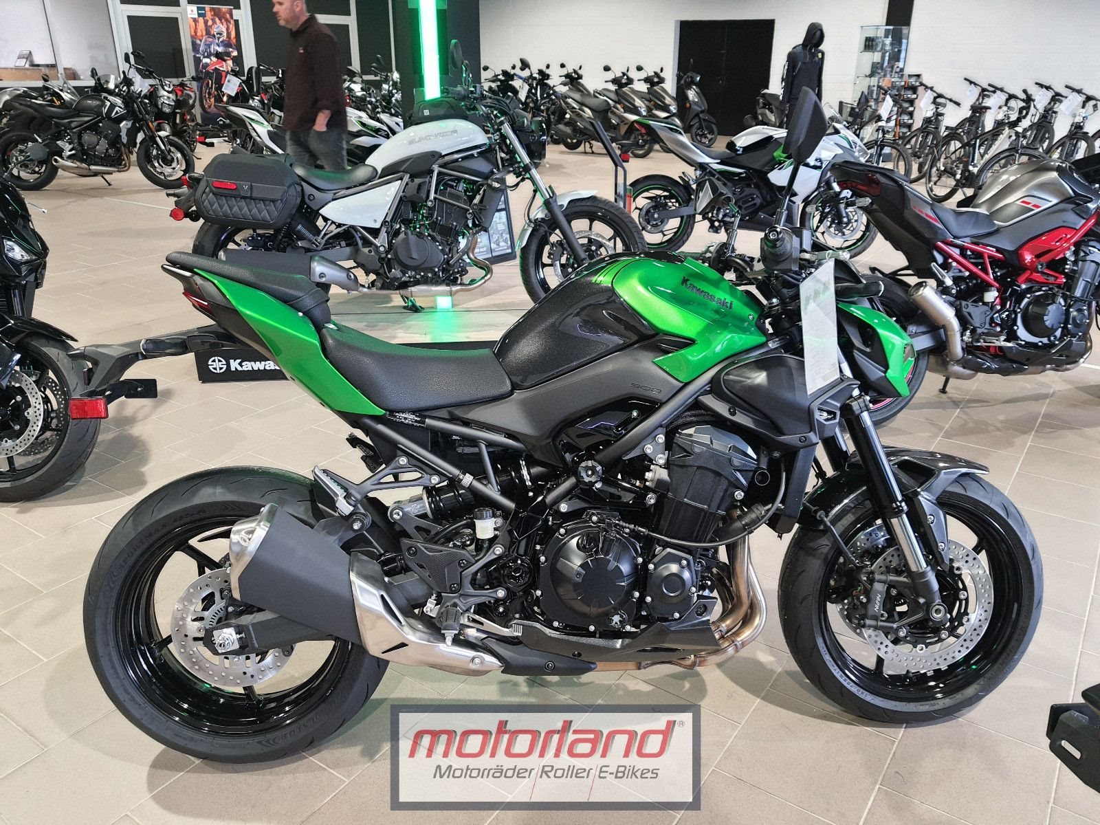 Kawasaki Z900 