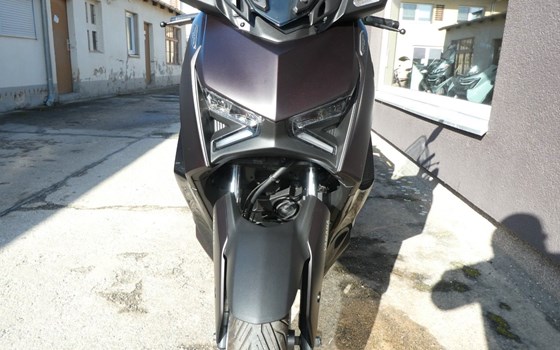 Gebrauchtmotorrad Yamaha XMAX 300 Tech MAX - Bild 4