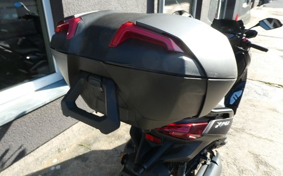 Gebrauchtmotorrad Yamaha XMAX 300 Tech MAX - Bild 7
