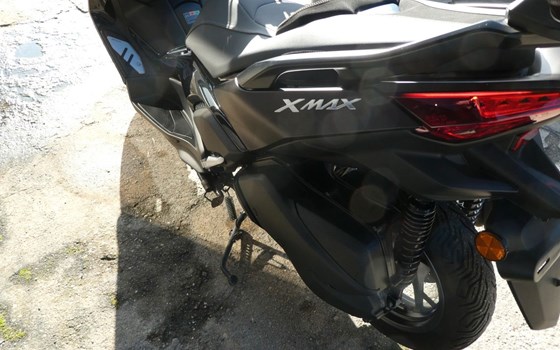 Gebrauchtmotorrad Yamaha XMAX 300 Tech MAX - Bild 8