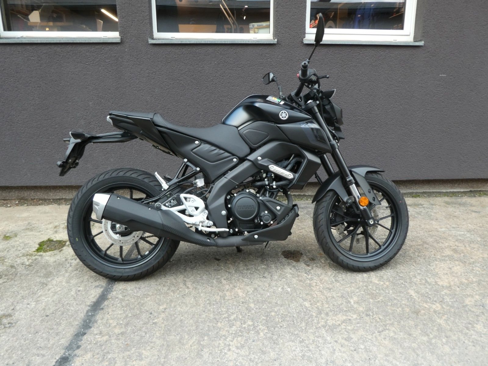 Yamaha MT-125 