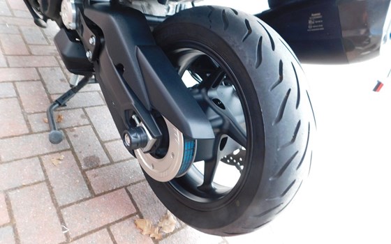 Gebrauchtmotorrad Yamaha TMAX Tech MAX - Bild 8