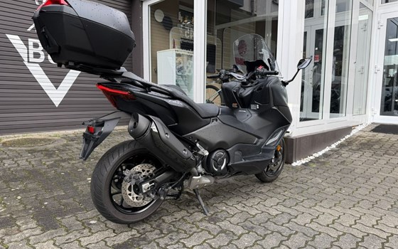 Gebrauchtmotorrad Yamaha TMAX 560 - Bild 3
