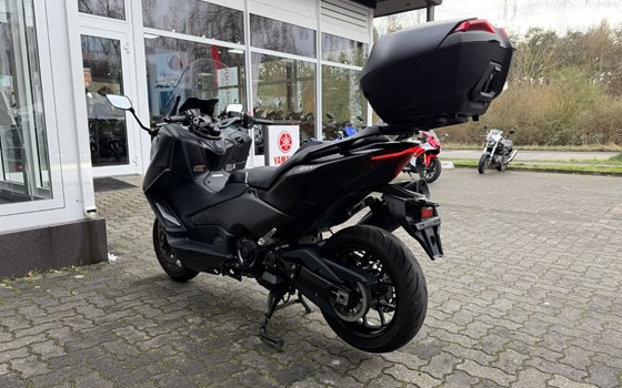 Gebrauchtmotorrad Yamaha TMAX 560 - Bild 5