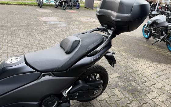 Gebrauchtmotorrad Yamaha TMAX 560 - Bild 8