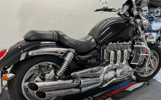 Gebrauchtmotorrad Triumph Rocket III - Bild 10