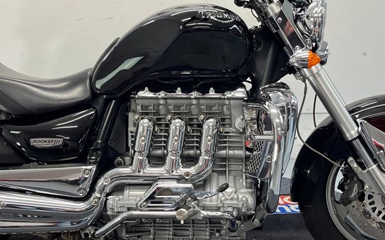 Gebrauchtmotorrad Triumph Rocket III - Bild 12