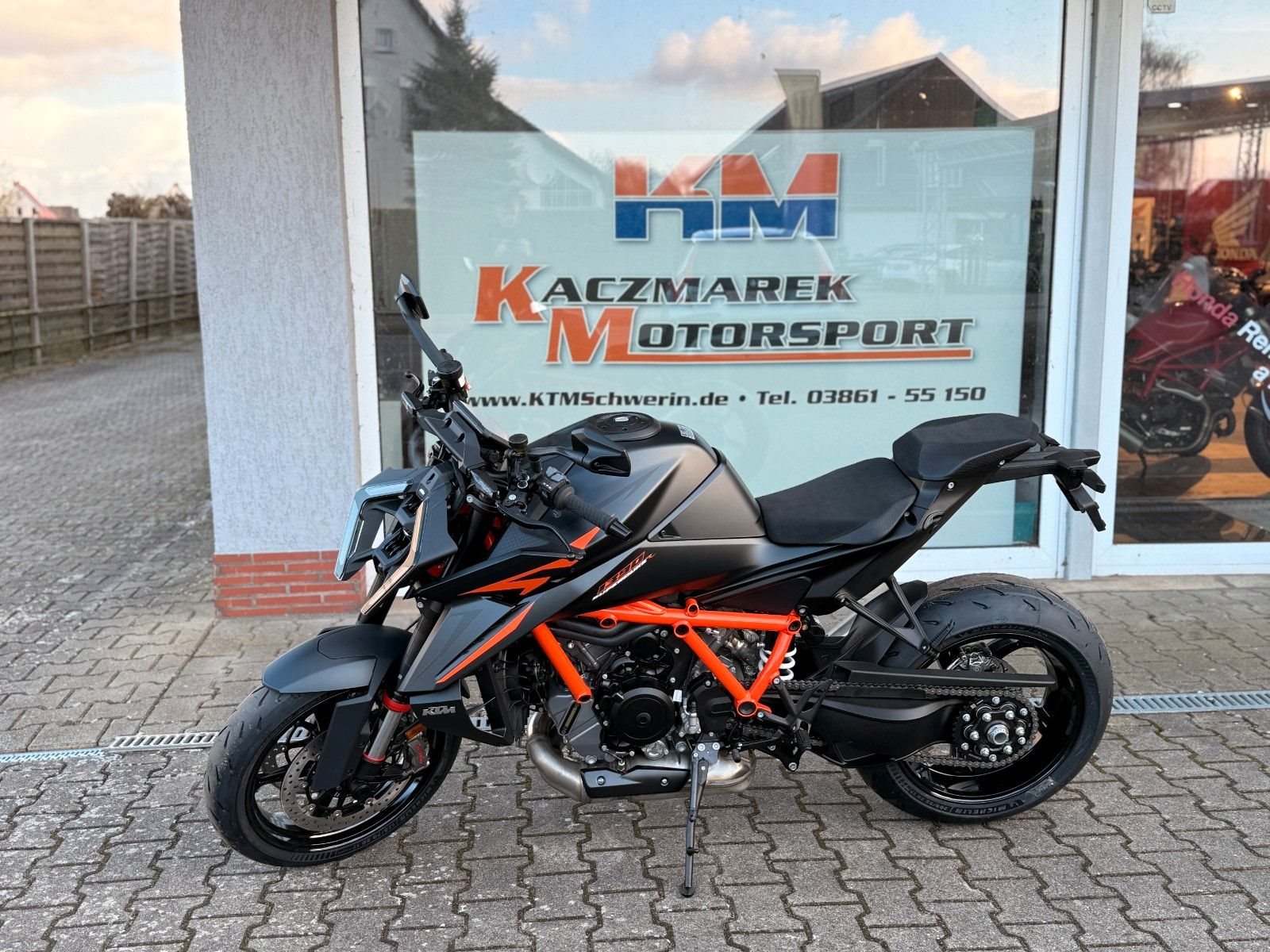 KTM 1390 Super Duke R