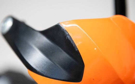 Gebrauchtmotorrad KTM 890 SMT - Bild 13