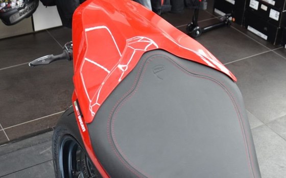 Gebrauchtmotorrad Ducati SuperSport 950 S - Bild 9