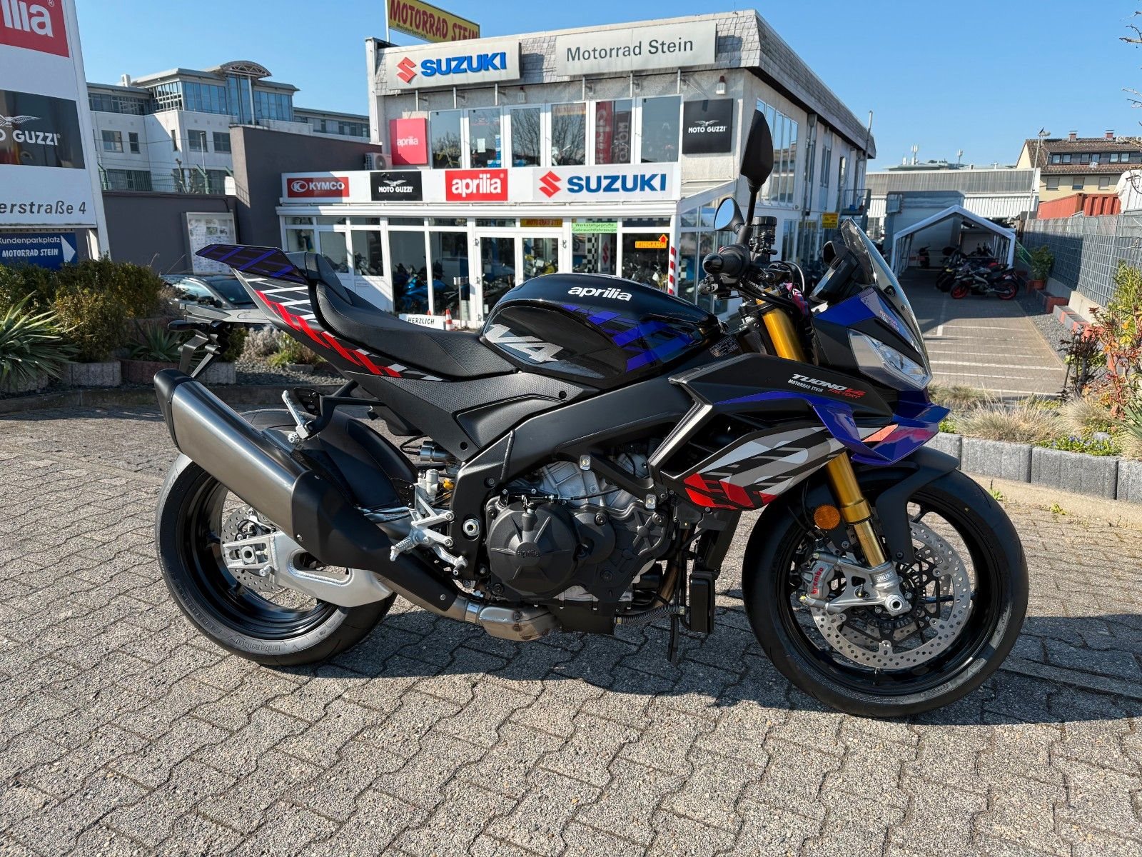 Aprilia Tuono V4 1100 Factory