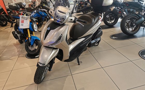 Gebrauchtmotorrad Piaggio Beverly 400 - Bild 1