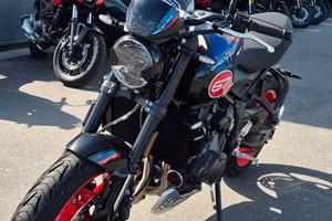 Angebot Triumph Trident 660 Triple Tribute