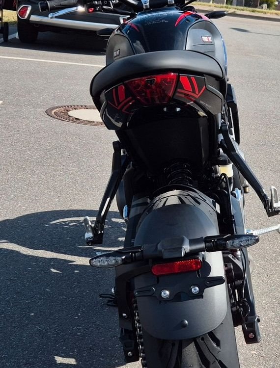 Angebot Triumph Trident 660 Triple Tribute