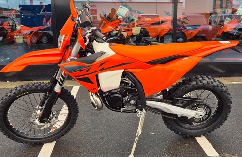 Neumotorrad KTM 250 EXC TBI