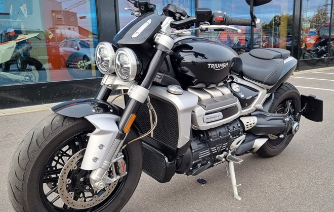 Triumph Rocket 3 R