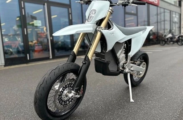 Stark Future Varg SM