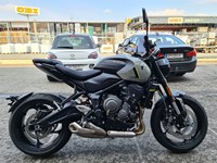 Neumotorrad Triumph Trident 660 Teilzahlung € 79, mit Garantie Modell 2026