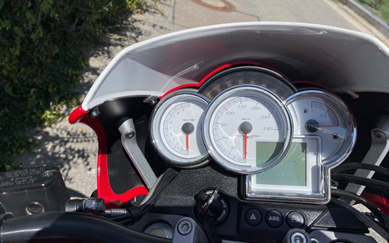 Gebrauchtmotorrad Moto Guzzi 1200 Sport - Bild 2