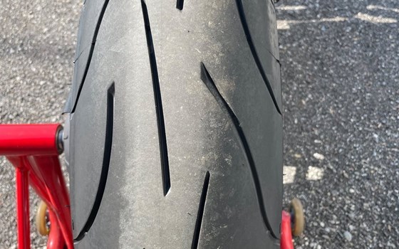 Gebrauchtmotorrad Triumph Speed Triple R - Bild 16