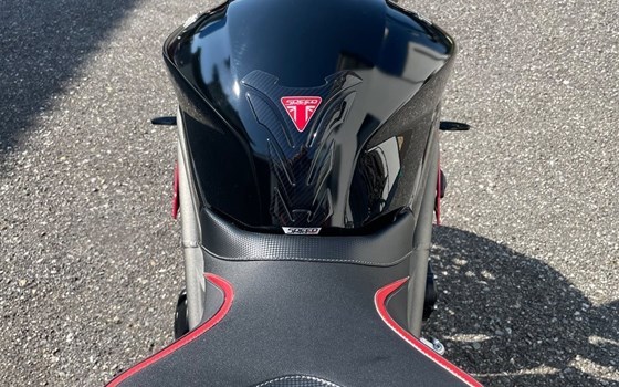 Gebrauchtmotorrad Triumph Speed Triple R - Bild 22