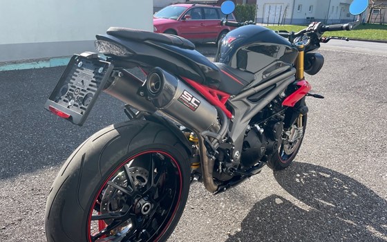 Gebrauchtmotorrad Triumph Speed Triple R - Bild 6