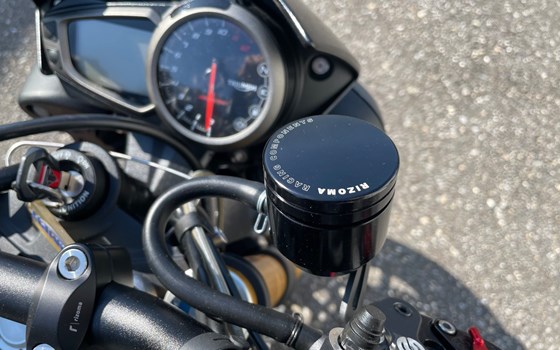 Gebrauchtmotorrad Triumph Speed Triple R - Bild 9