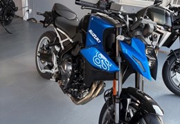 Neumotorrad Suzuki GSX-8S