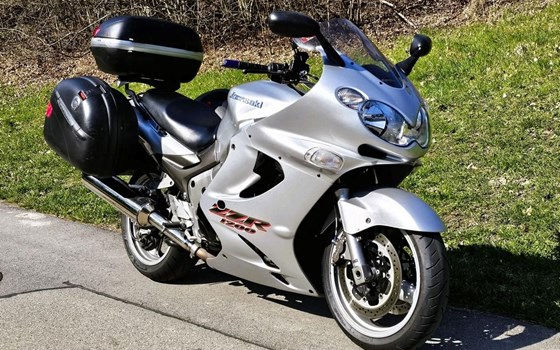 Gebrauchtmotorrad Kawasaki ZZR 1200 - Bild 2