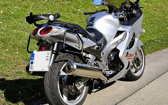 Gebrauchtmotorrad Kawasaki ZZR 1200 - Bild 5